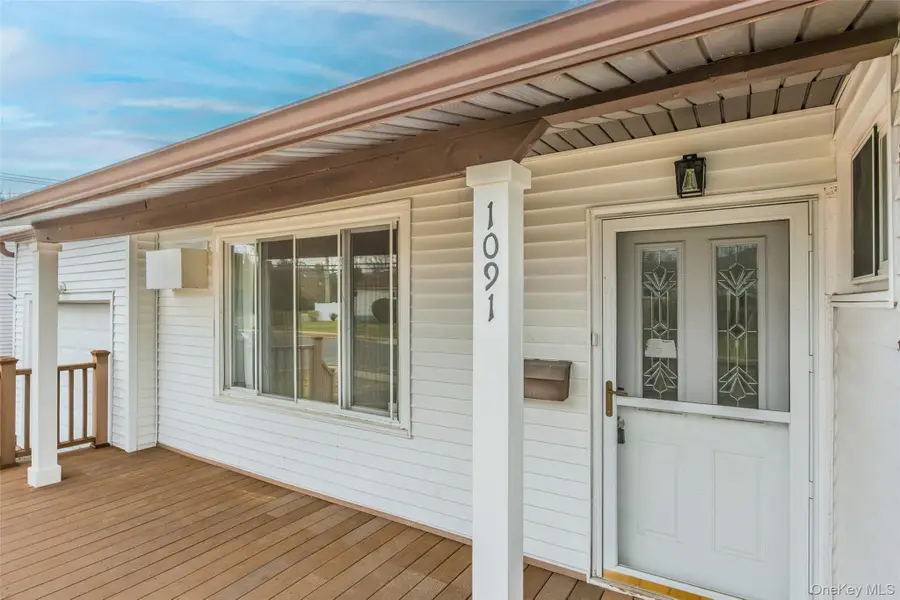 1091 Gardiner Drive, Bay Shore, NY 11706 - #2
