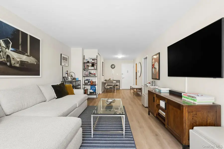 130 E 18th Street #10V, Manhattan, NY 10003 - #3