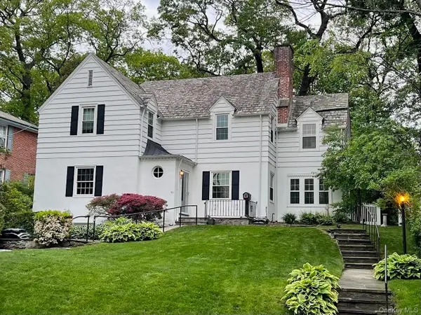 83 Parkway W, Mount Vernon, NY 10552