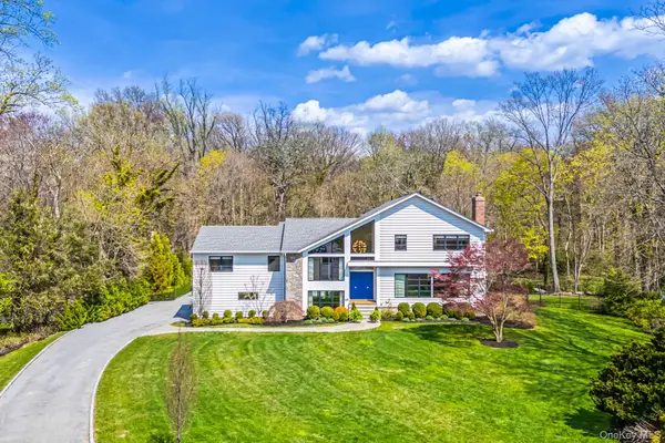 68 Brookside Drive, Manhasset, NY 11030