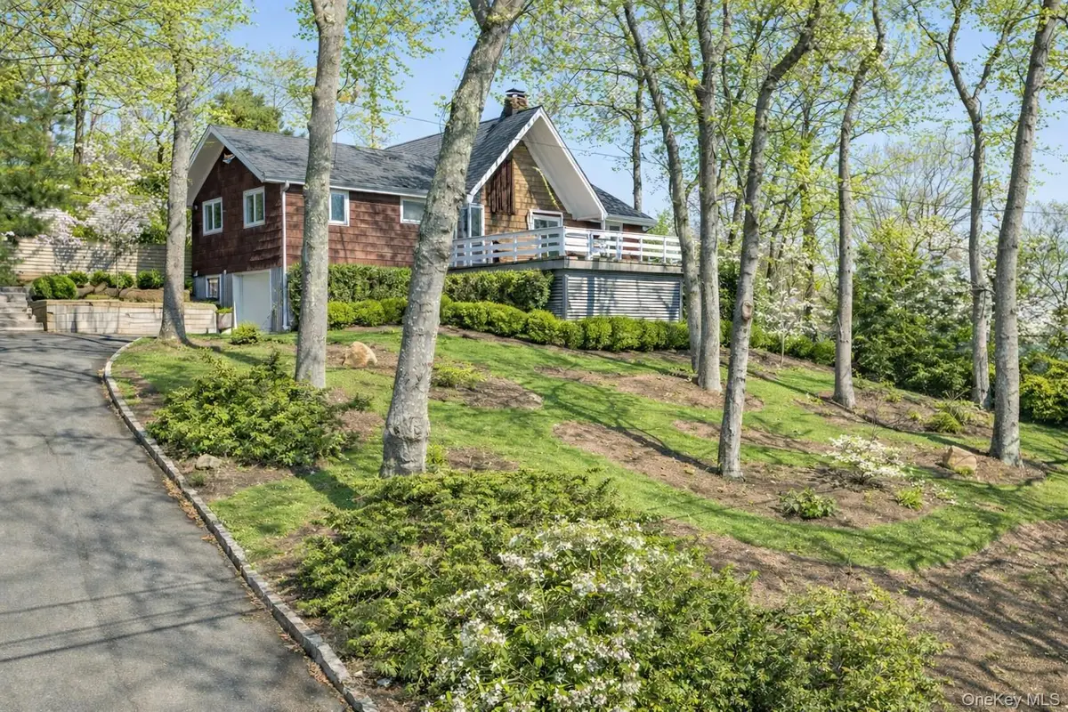 33 Peters Path, East Hampton, NY 11937 - #1