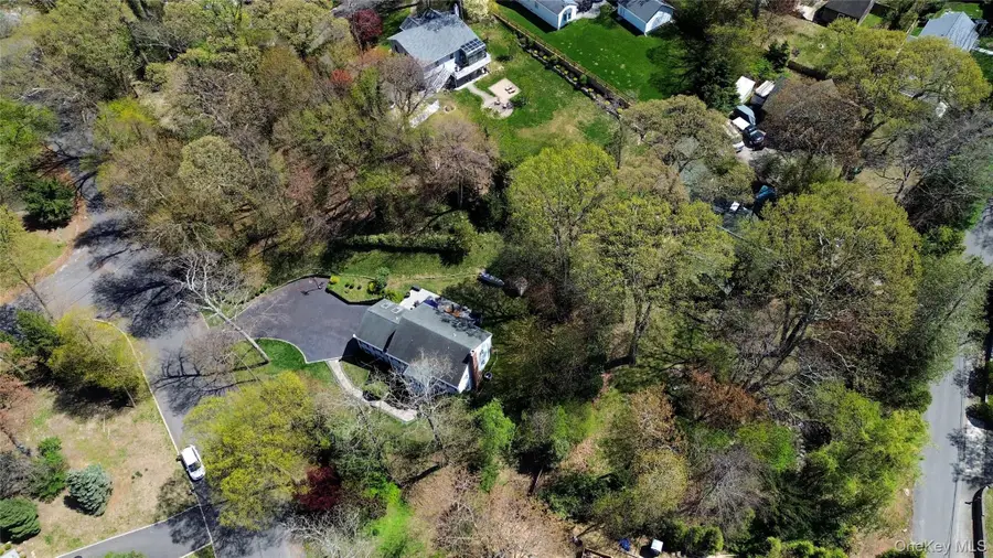 8 Dogwood Road, Stony Brook, NY 11790 - #2