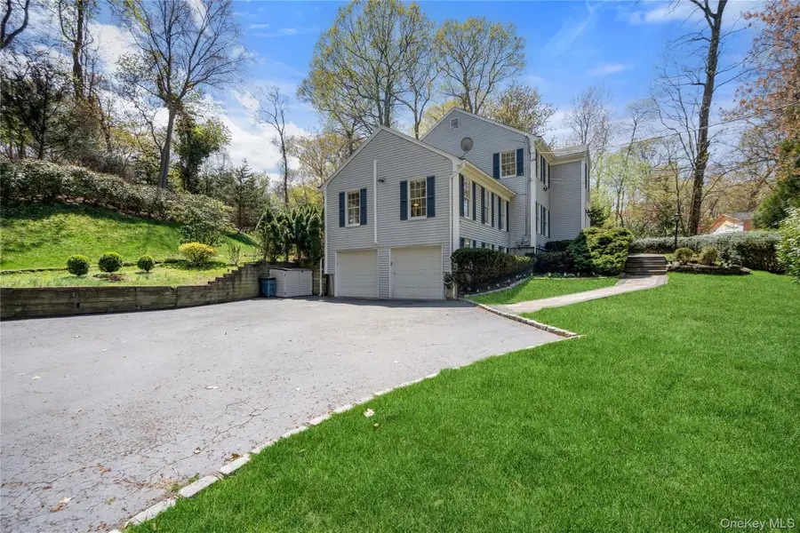 8 Dogwood Road, Stony Brook, NY 11790 - #3