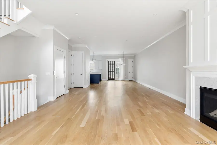 902 Mill Creek N, Roslyn, NY 11576 - #3