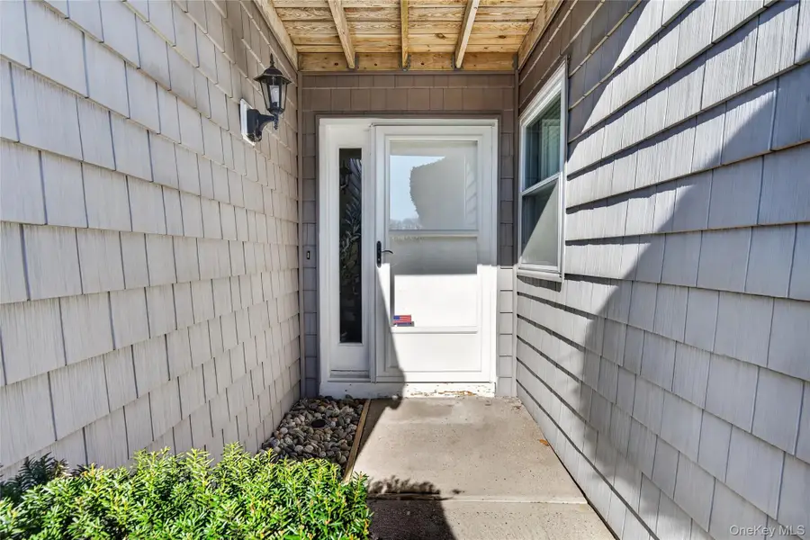 9 Vista Drive N, Manorville, NY 11949 - #3