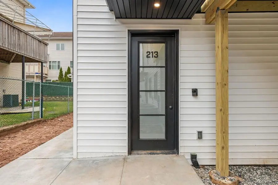 105 N Cole Avenue #213, Spring Valley, NY 10977 - #2