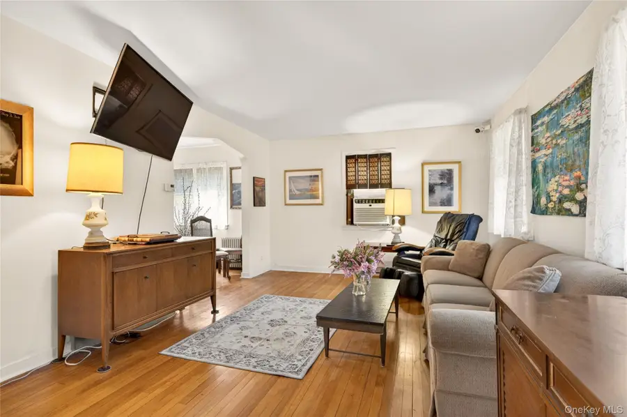 160 Albermarle Avenue, Valley Stream, NY 11580 - #3