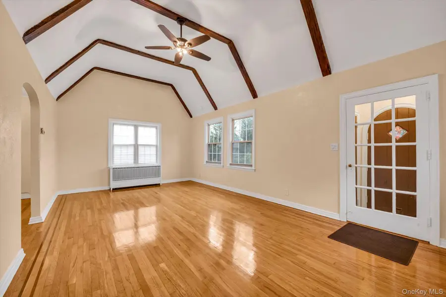 24912 Rushmore Terrace, Little Neck, NY 11362 - #2