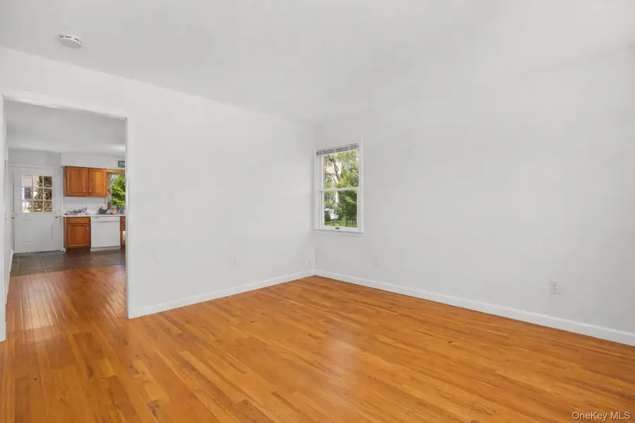 21 W Division Street, Greenwich, CT 06830 - #2