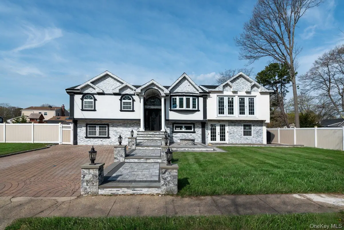 478 Mayflower Avenue, Brentwood, NY 11717 - #1