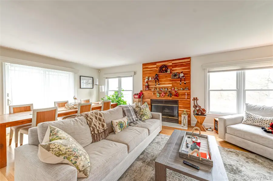 404 Mountain Ridge Drive, Mount Sinai, NY 11766 - #2