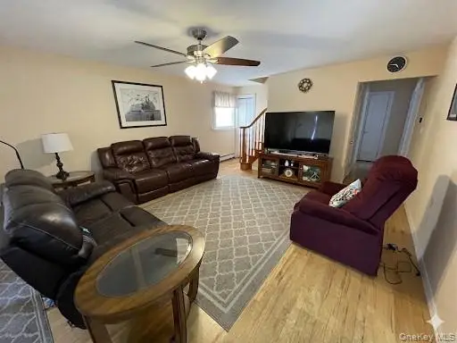 70 E Neptune Avenue, Lindenhurst, NY 11757 - #3