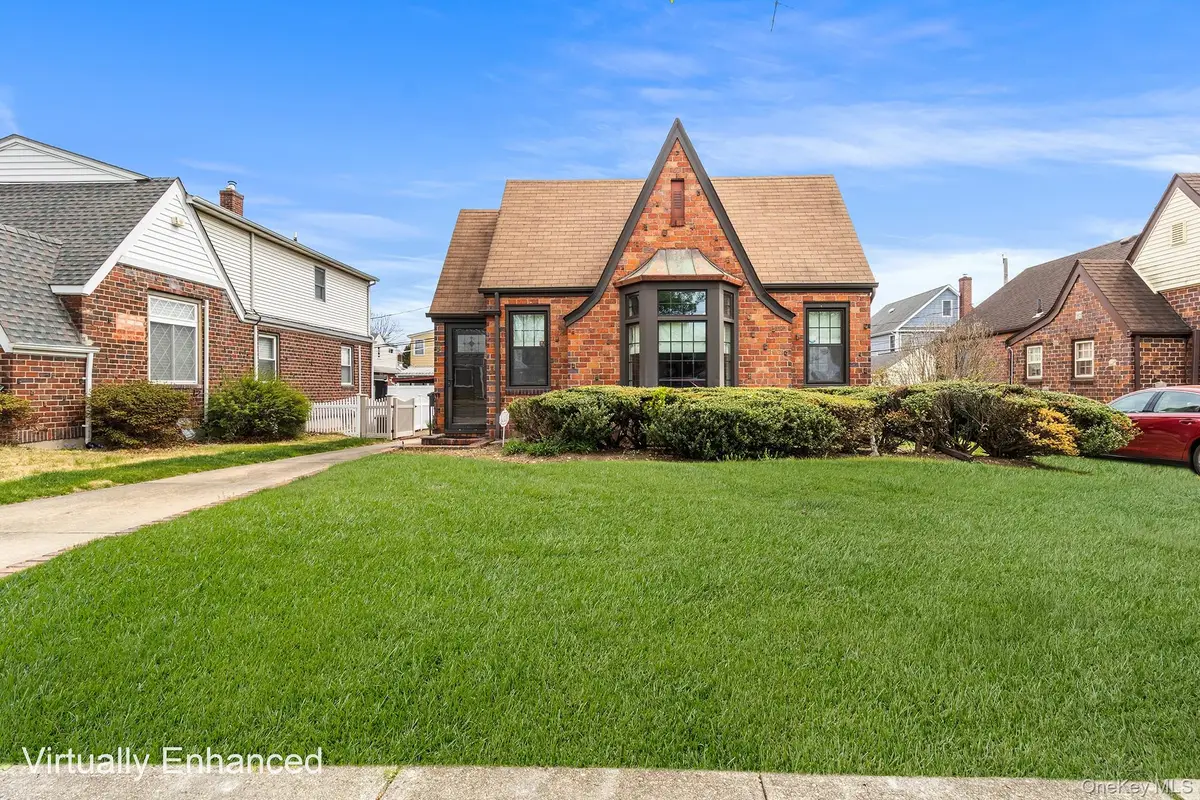 524 Concord Avenue, Williston Park, NY 11596 - #1