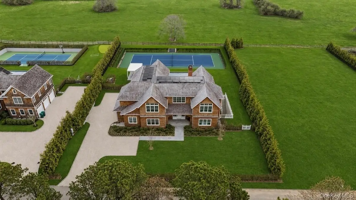 450 Seven Ponds Towd Road, Water Mill, NY 11976 - #1