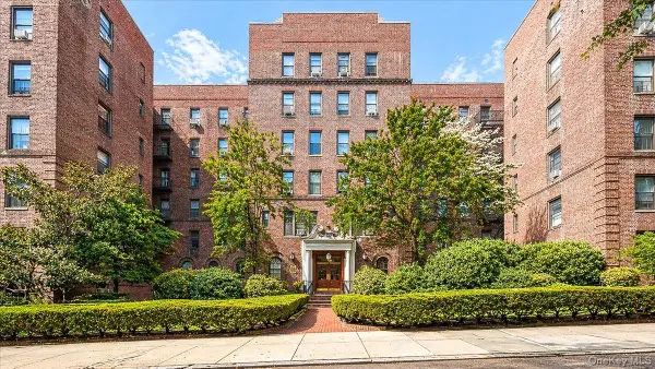 83-80 118th Street #4A, Kew Gardens, NY 11415