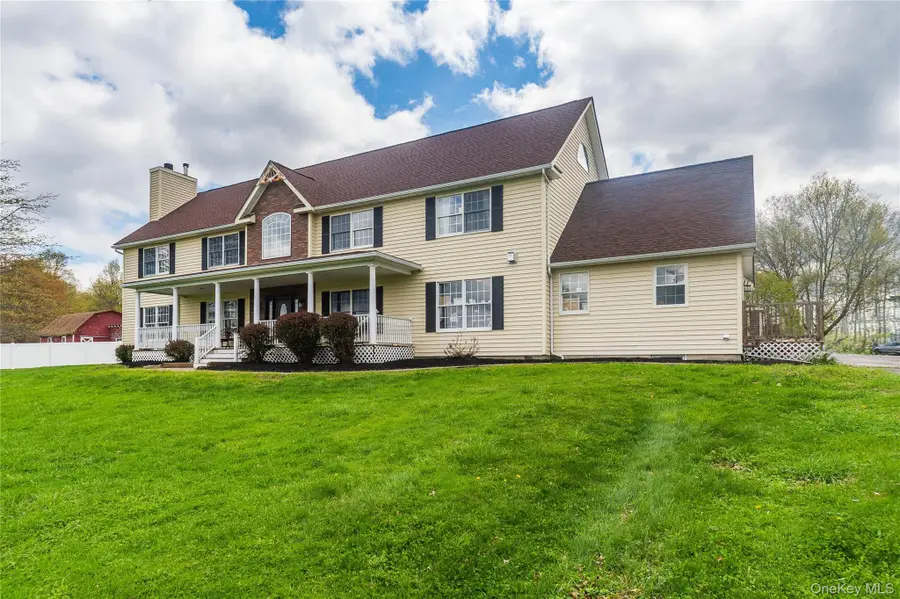 107 Dunthorne Drive, Bloomingburg, NY 12721 - #2