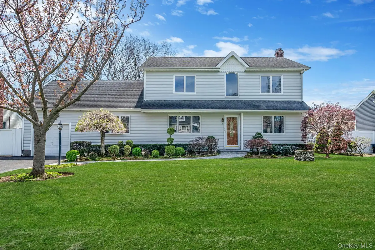 14 Chichester Road, Huntington Station, NY 11746 - #1