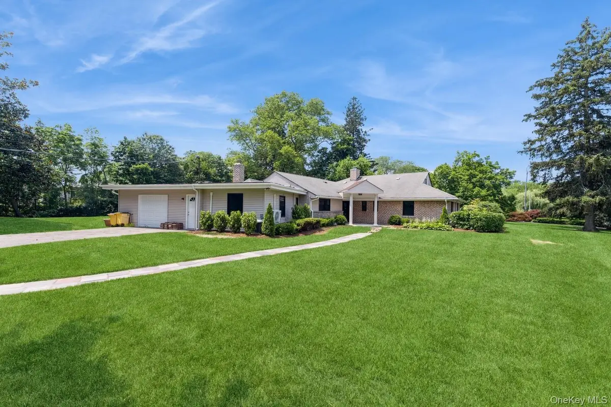 2 Foxwood Road, Kings Point, NY 11024 - #1