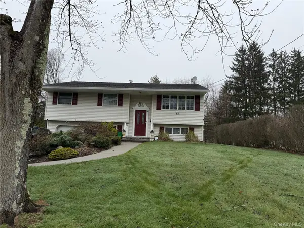 21 Kreuz Drive, West Nyack, NY 10994