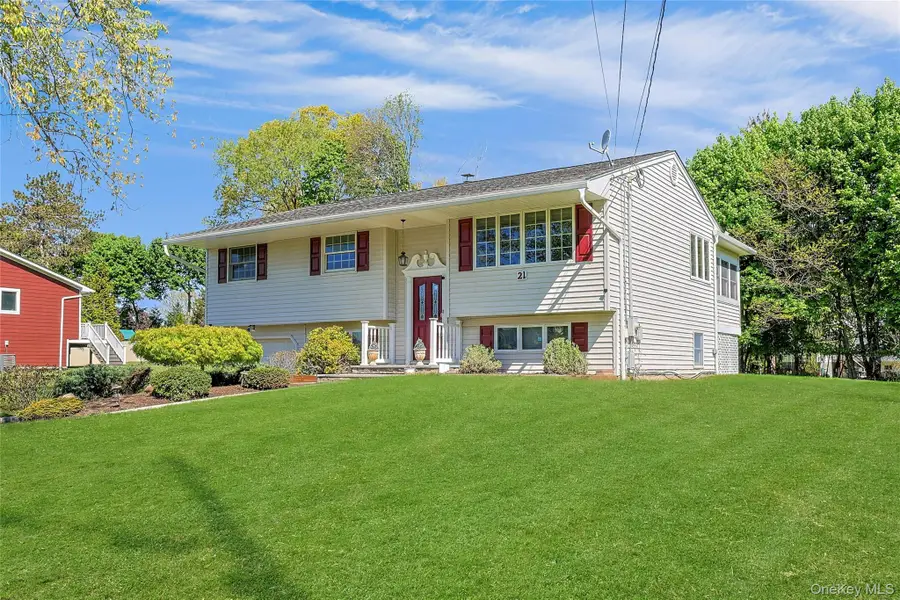 21 Kreuz Drive, West Nyack, NY 10994 - #2