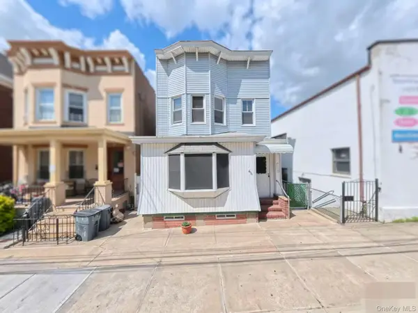 1322 123rd Street, College Point, NY 11356