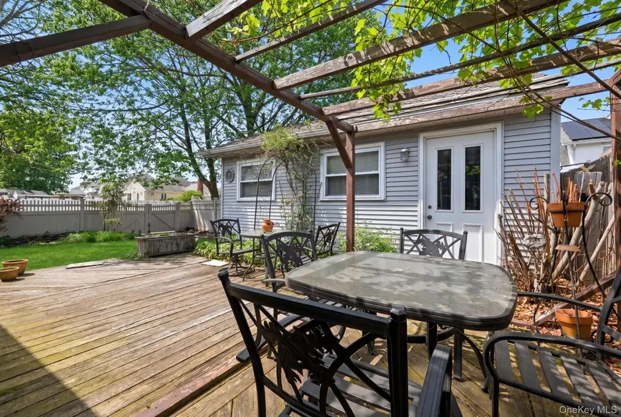 612 Hughes Street, Bellmore, NY 11710 - #2