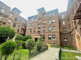6140 Saunders Street #C15, Rego Park, NY 11374 - #1
