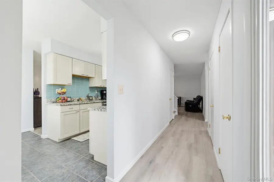 8 Laurel Court, Highland Mills, NY 10930 - #2