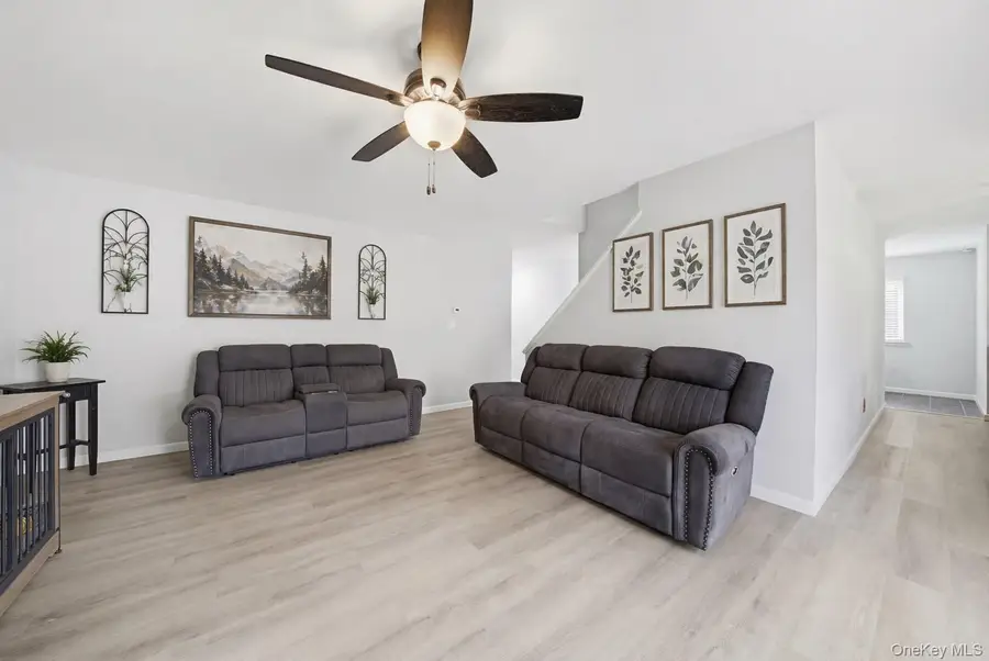 8 Laurel Court, Highland Mills, NY 10930 - #3