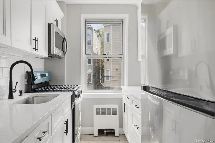 134 Ravine Avenue #3B, Yonkers, NY 10701 - #2