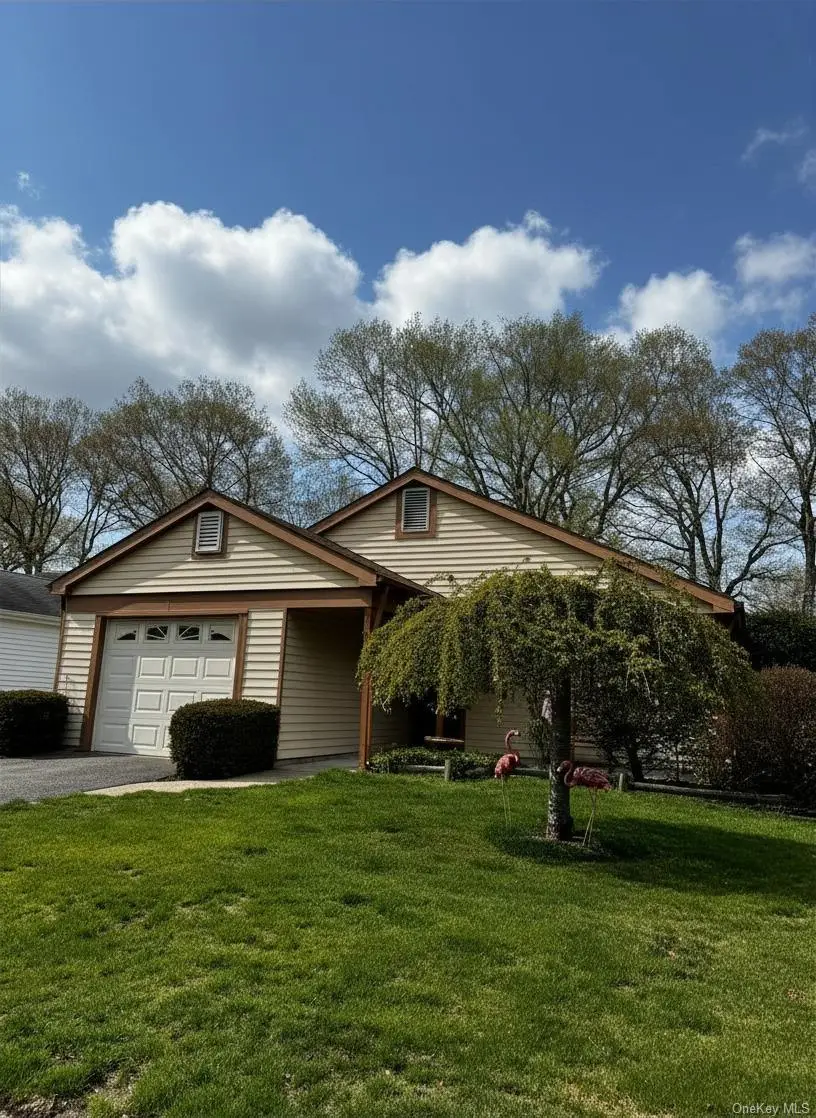 268 Edinburgh Drive, Ridge, NY 11961 - #2
