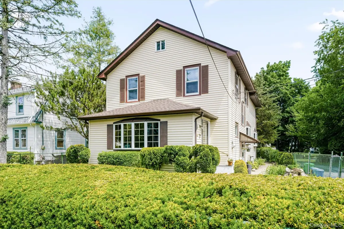 24 Lincoln Street, Sloatsburg, NY 10974 - #1