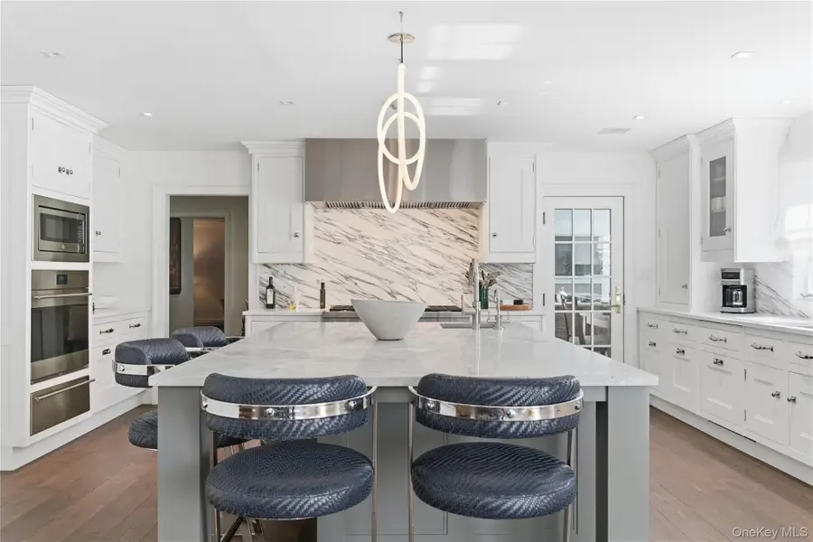 17 Quaker Ridge Road, Brookville, NY 11545 - #3