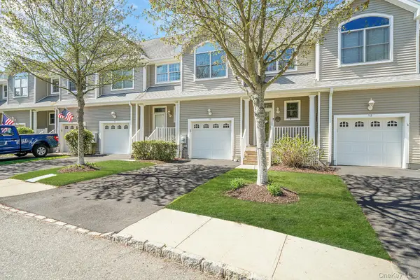 113 Brianna Drive, East Setauket, NY 11733