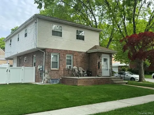 242-19 83rd Ave, Bellerose, NY 11370