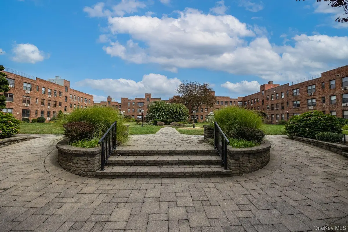 1 Jefferson Avenue #H8, Rockville Centre, NY 11570 - #1