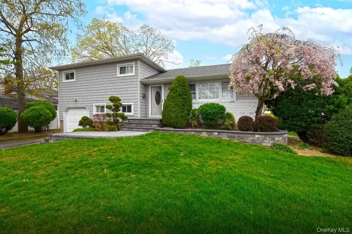 104 Charles Street, Massapequa, NY 11758 - #1