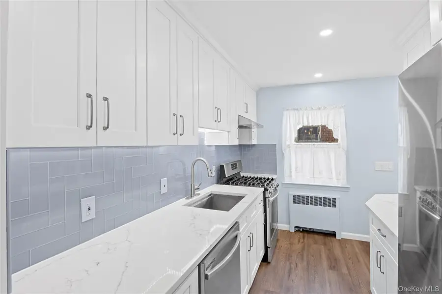 218 Brown Street, Mineola, NY 11501 - #2