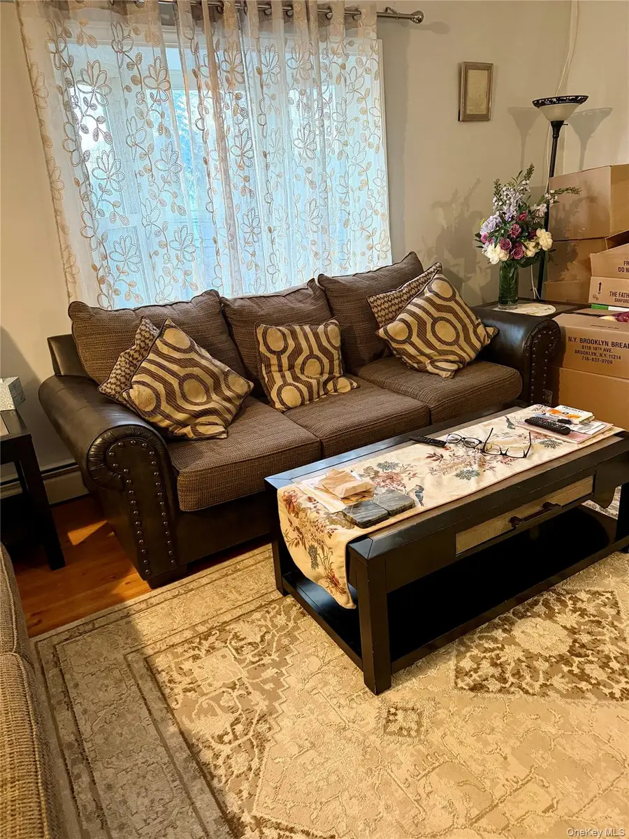 72 E Lake Terrace, Lake Ronkonkoma, NY 11779 - #2