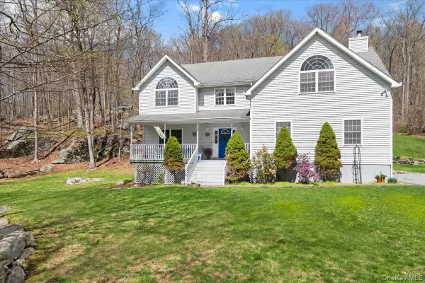 64 Oscawana Heights Road, Putnam Valley, NY 10579