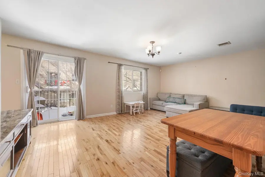 29 Klint Court, Nanuet, NY 10954 - #3