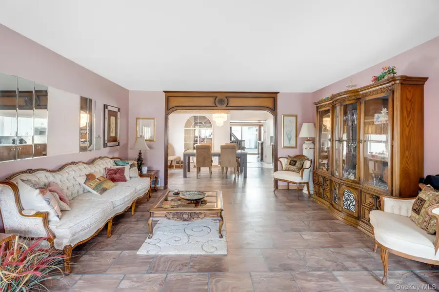 161-15 88th Street, Howard Beach, NY 11414 - #3