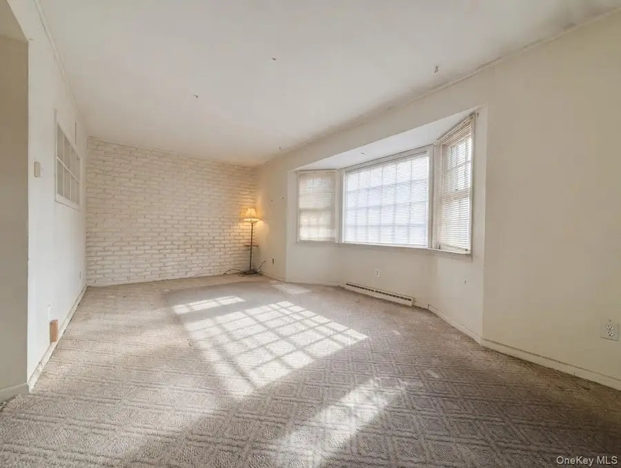 17 Lake Prom, Ronkonkoma, NY 11779 - #2