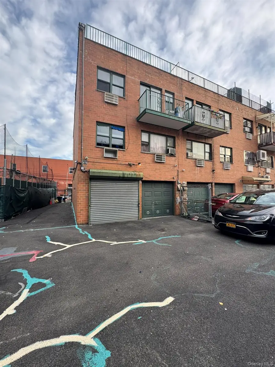 34-26 10th Street, Astoria, NY 11106 - #2