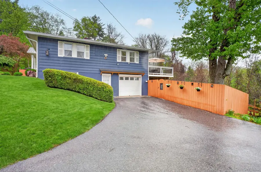 94 Gretna Road, Pleasant Valley, NY 12569 - #3