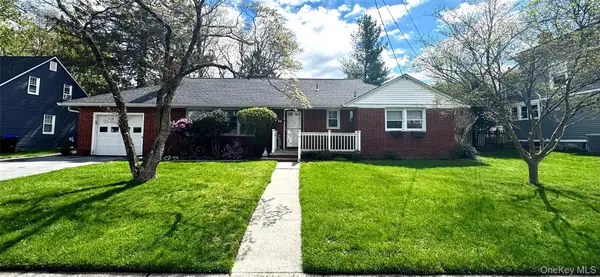 16 Beechwood Terrace, Poughkeepsie, NY 12601