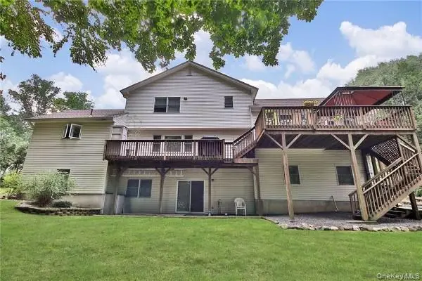 1 Alexa Court, Pearl River, NY 10965 - #3