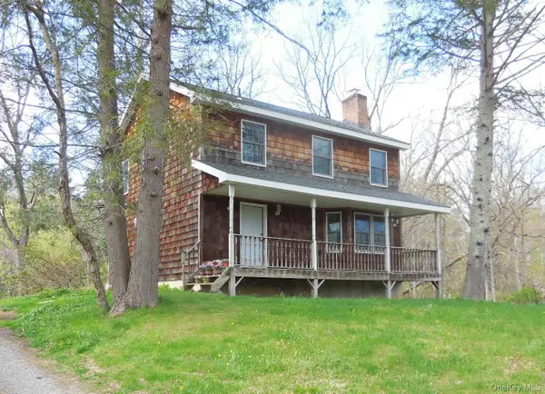 617 Burlingham Road, Bloomingburg, NY 12721