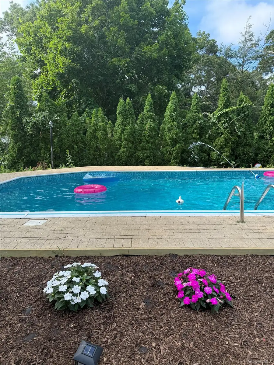 37 Cedar Avenue, Coram, NY 11727 - #2