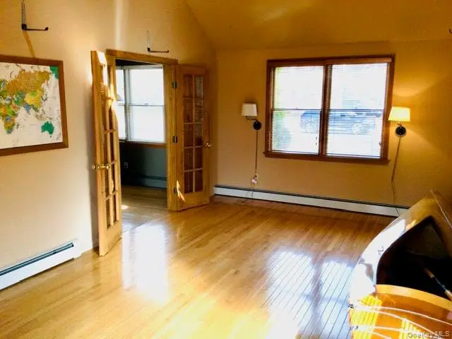 56 Gwendolyn Place, East Islip, NY 11730 - #2